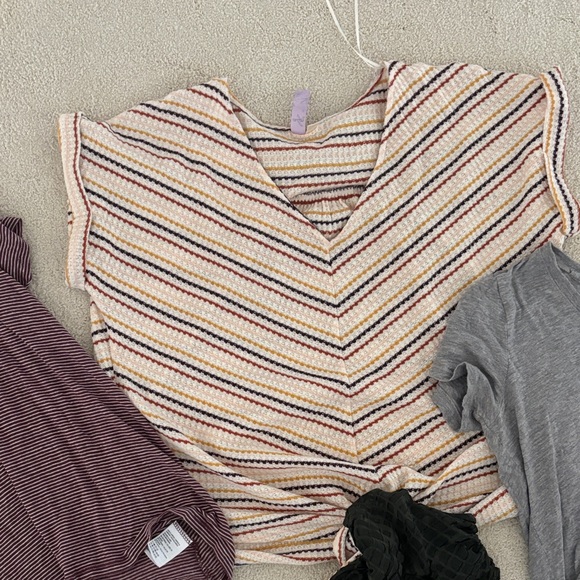 Tops bundle - Picture 3 of 5